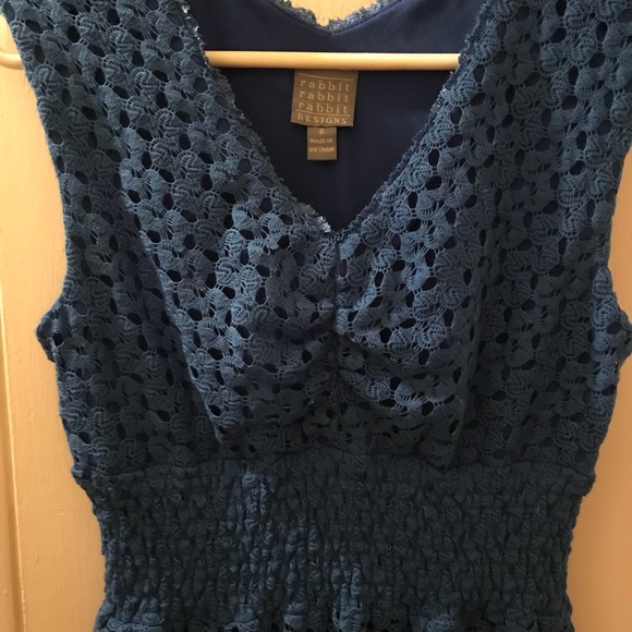 Blue rabbit rabbit rabbit textured lace dress. - Picture 2 of 4